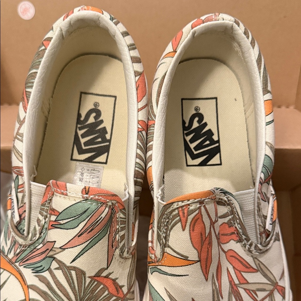 Vans Red and Brown Classic Slip-On Box - Picture 2 of 6